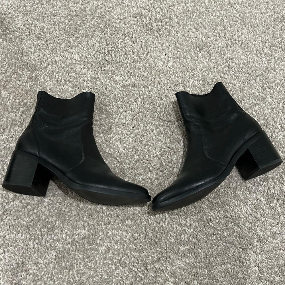 Black ankle booties